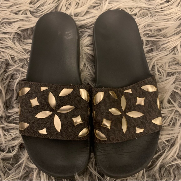 Michael Kors Slides - Picture 1 of 3